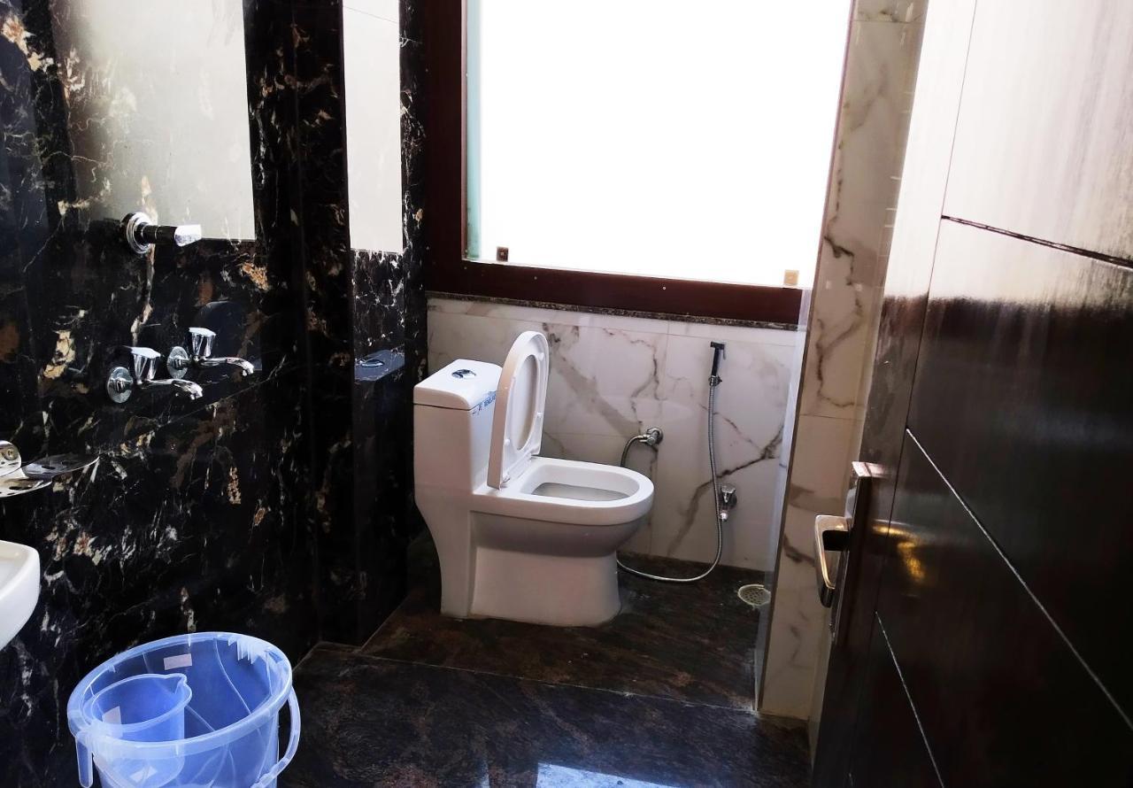 Hotel Vinayak Inn Haridwār المظهر الخارجي الصورة